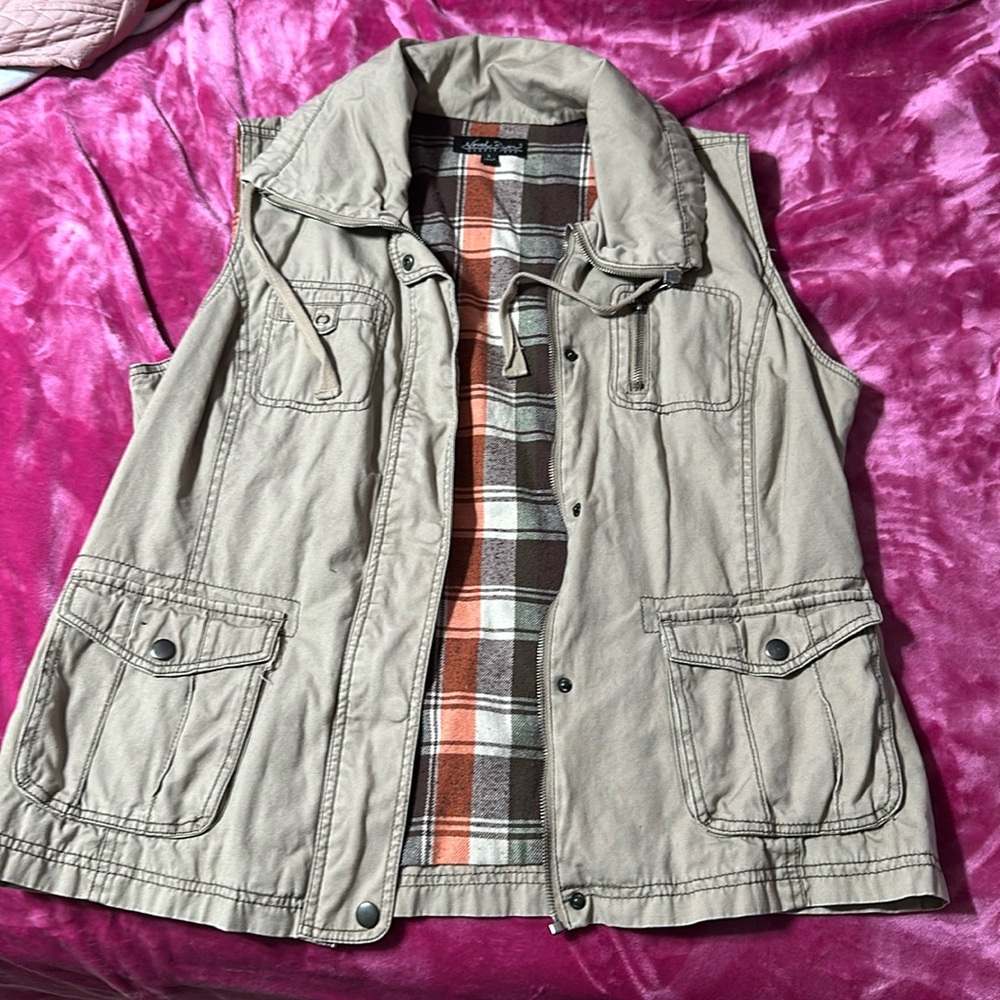 Tan vest